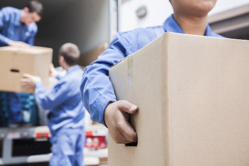 Removal truck hire support for a Pimlico property move