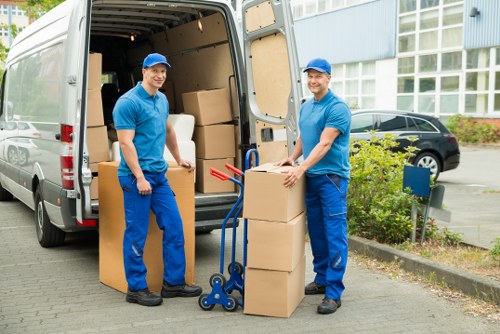 Student move planning checklist for a Pimlico removal service